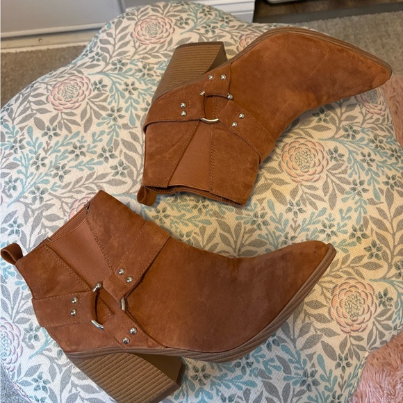 Brown Ankle Boot - Picture 2 of 4